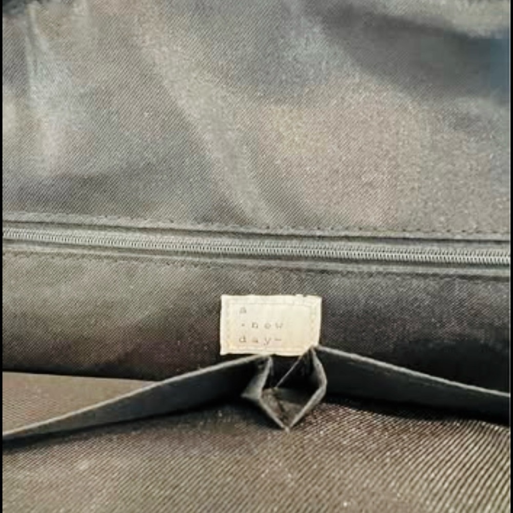 Chic Snakeskin Pattern Backpack - image 5